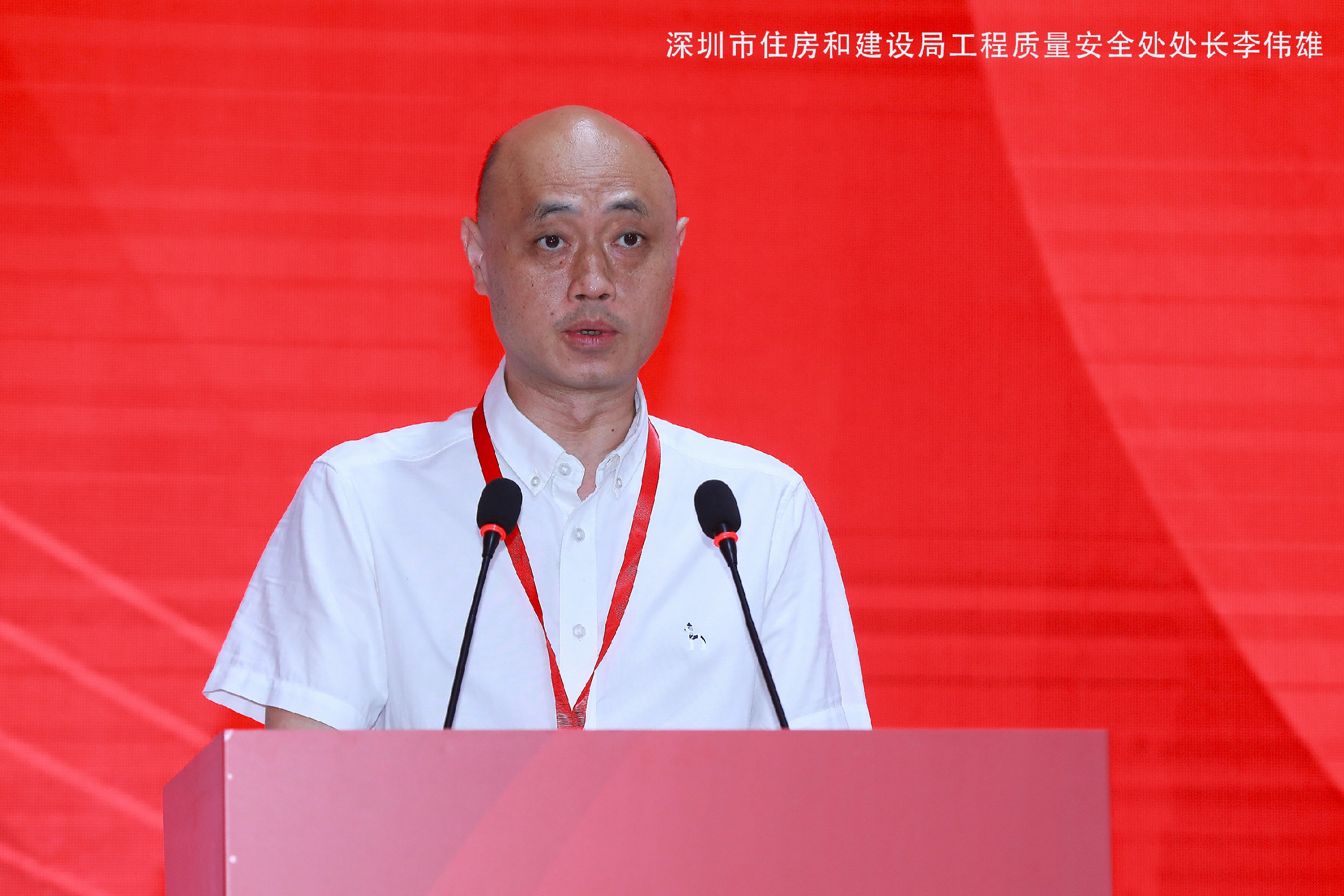 李伟雄.jpg 李伟雄.jpg
